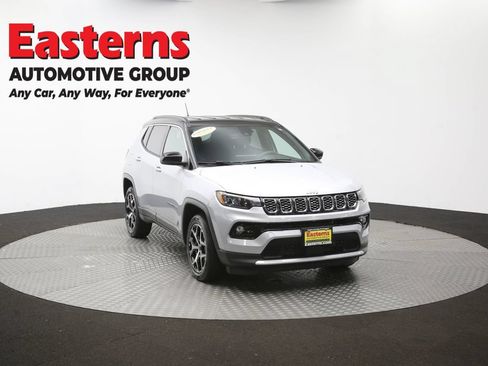 Used 2025 Jeep Compass Limited AWD/4WD image 50