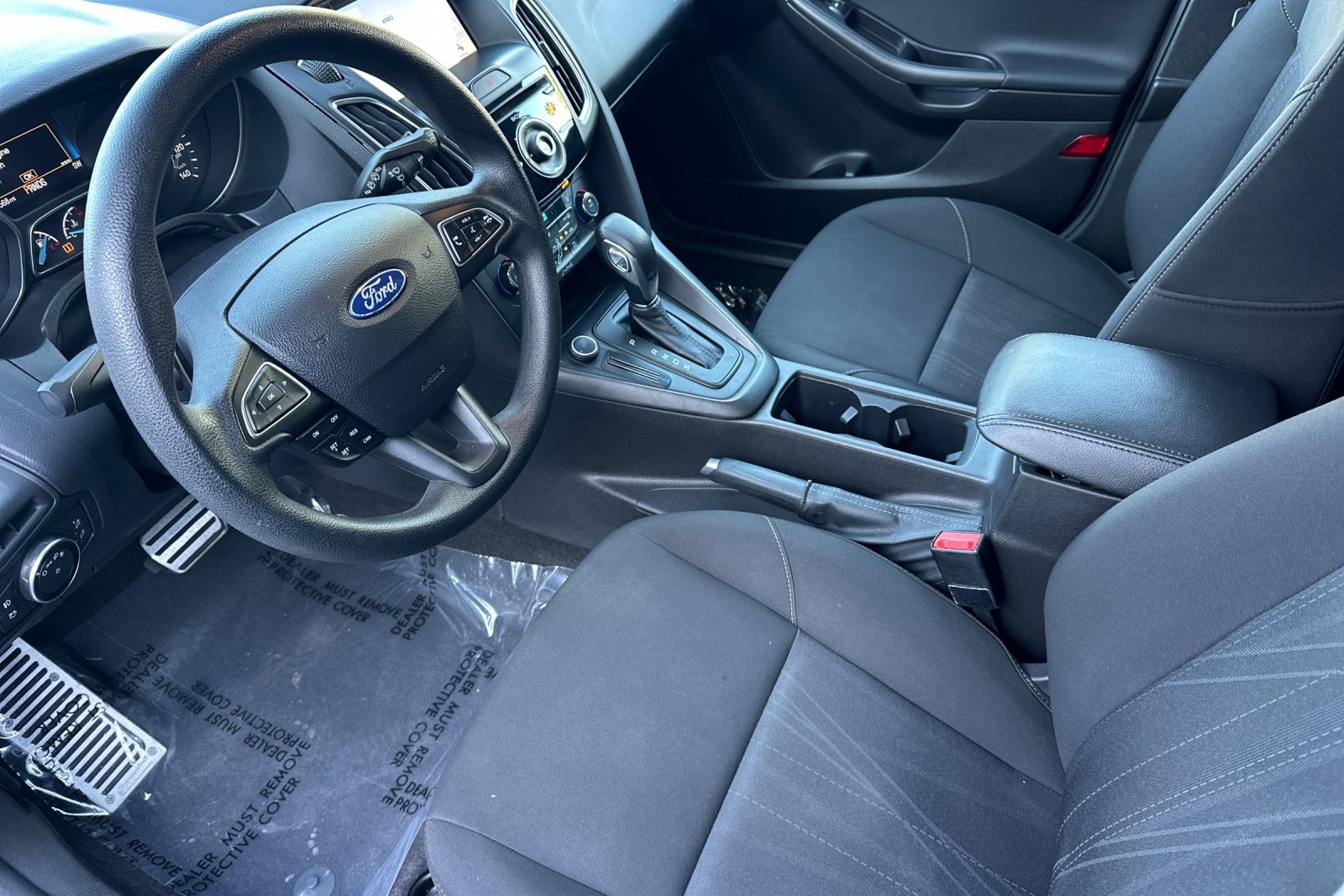 Used 2017 Ford Focus SEL FWD image 9