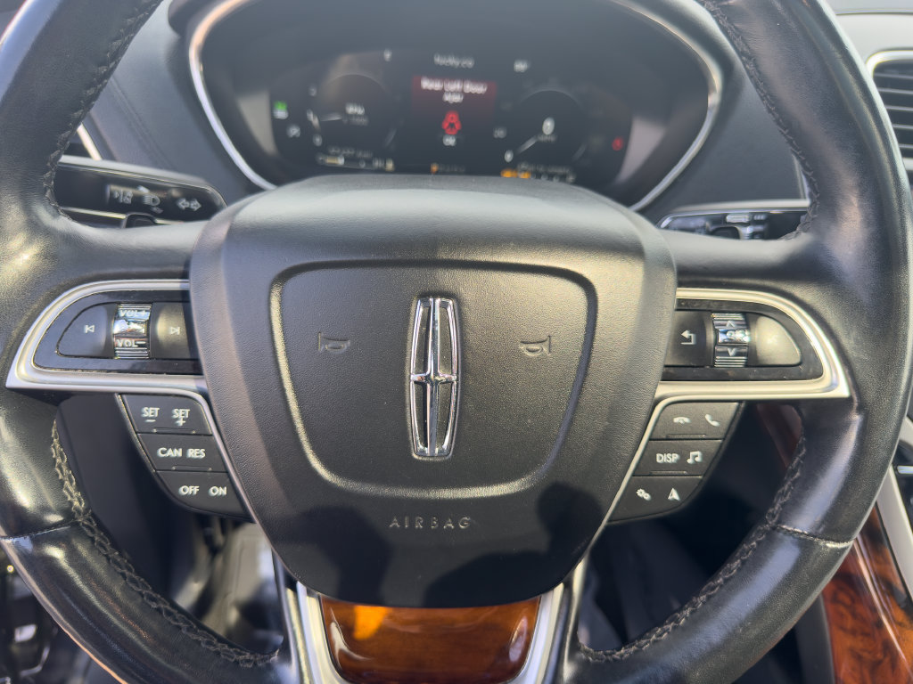 Used 2019 Lincoln Nautilus Reserve AWD/4WD image 29