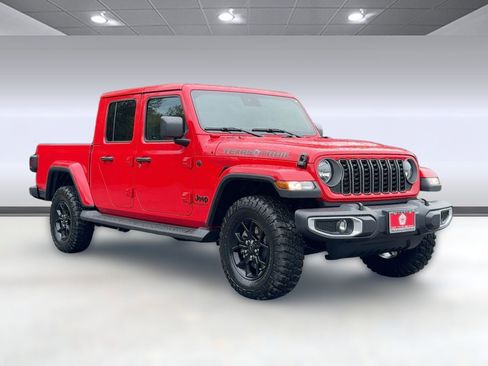 New 2025 Jeep Gladiator Sport image 7