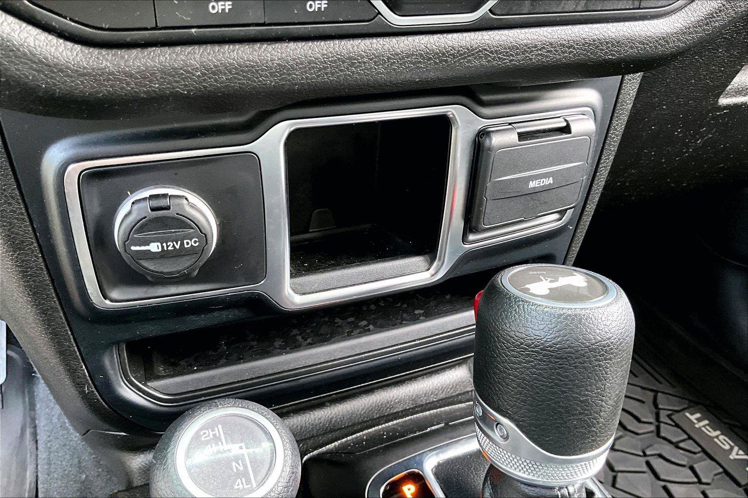 Certified 2024 Jeep Wrangler Unlimited Sport AWD/4WD image 31