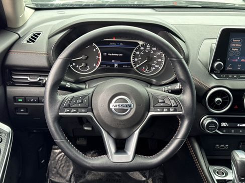 Used 2020 Nissan Sentra SR image 16