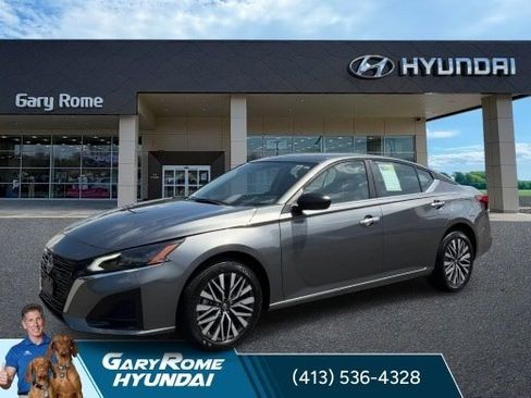 Used 2025 Nissan Altima 2.5 SV AWD/4WD image 4