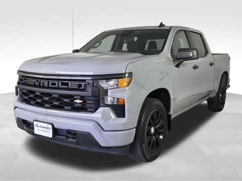 Used 2024 Chevrolet Silverado 1500 Custom RWD image 3