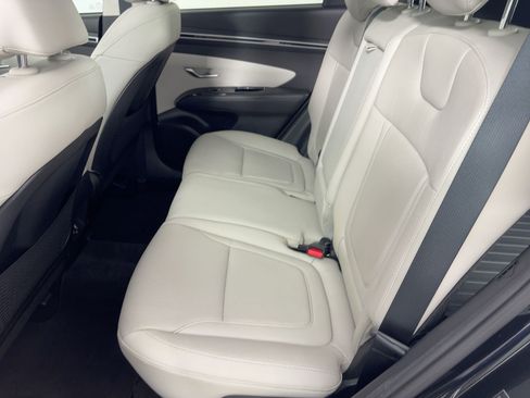 Used 2024 Hyundai Tucson Limited image 15