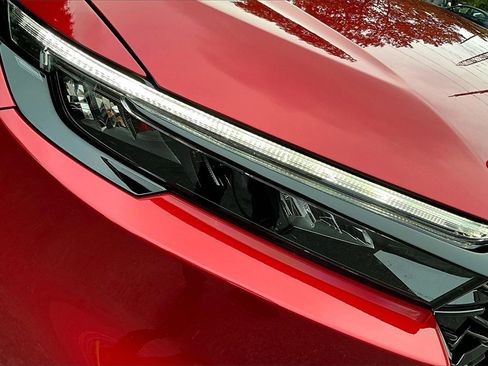 Used 2025 Honda CR-V Sport Touring image 32