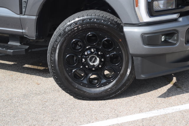 Used 2024 Ford F250 Lariat w/ Black Appearance Package AWD/4WD image 29