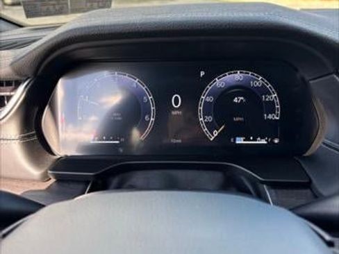 New 2025 Jeep Grand Cherokee Limited w/ Black Appearance Package image 40