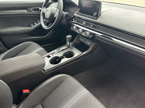 Used 2022 Honda Civic Sport image 15
