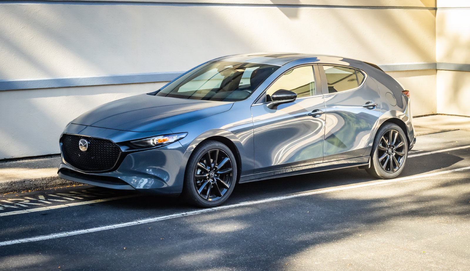 Used 2026 MAZDA MAZDA3 Carbon AWD/4WD image 3