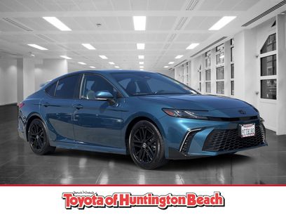 Used 2025 Toyota Camry SE w/ Convenience Package