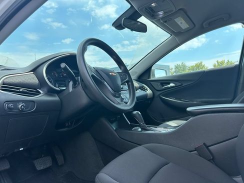 Used 2020 Chevrolet Malibu LS FWD image 23