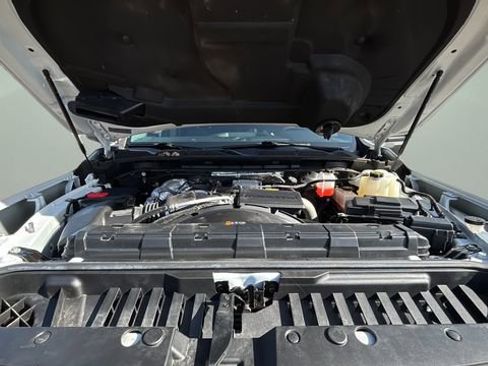Used 2023 GMC Sierra 3500 Pro w/ Convenience Package image 30
