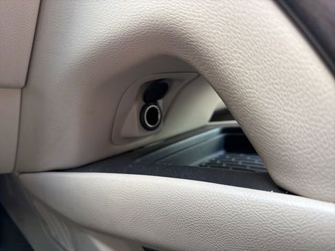 Used 2019 Lincoln Nautilus Reserve image 41