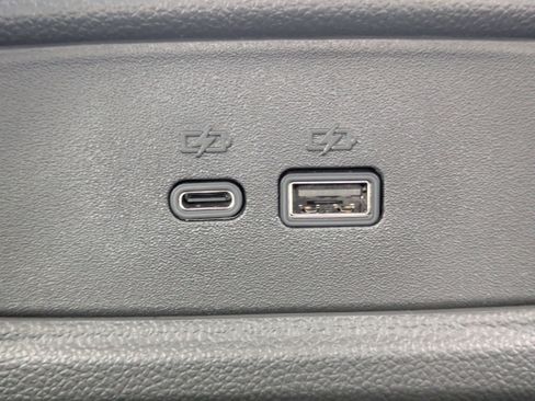 New 2025 Chevrolet Trax LT w/ LT Convenience Package image 9