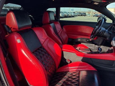 Used 2021 Dodge Challenger SRT Hellcat image 24