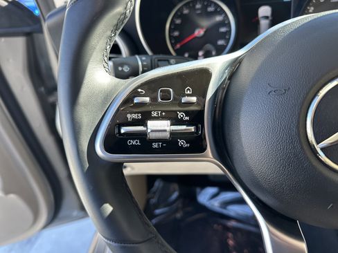 Used 2022 Mercedes-Benz GLC 300 image 19