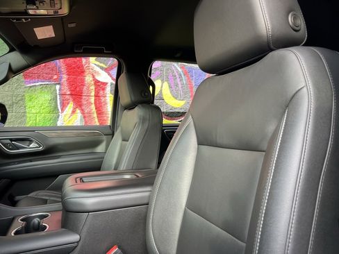 Used 2021 Chevrolet Tahoe LT w/ Luxury Package image 52