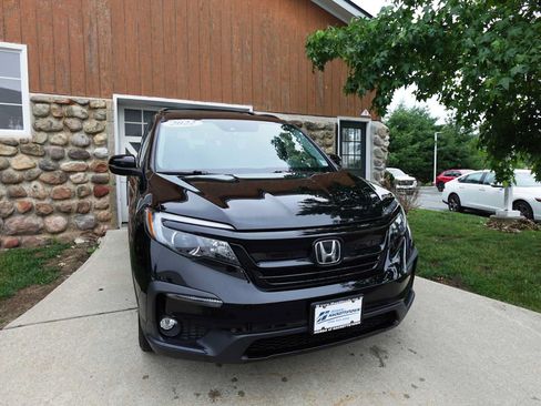 Used 2022 Honda Pilot Special Edition image 3