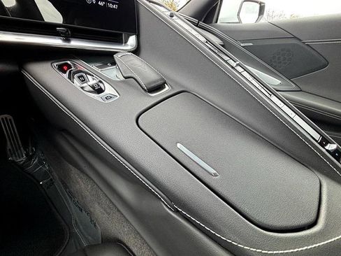 Used 2022 Chevrolet Corvette Stingray Coupe w/ 1LT image 21