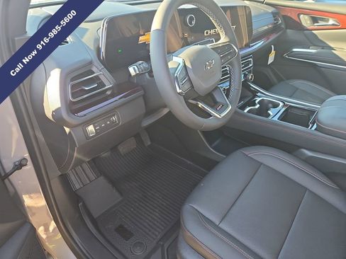 New 2026 Chevrolet Traverse Z71 w/ Driver Confidence Package image 3