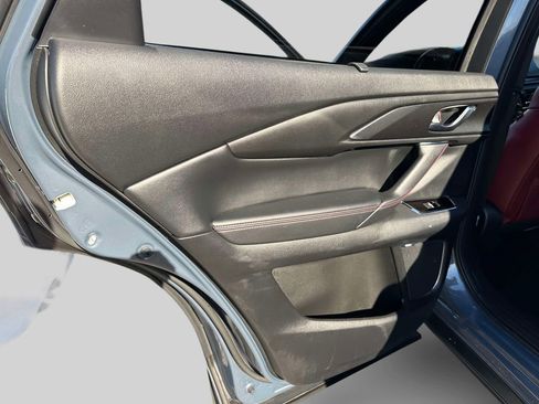 Used 2023 MAZDA CX-9 Carbon Edition image 18