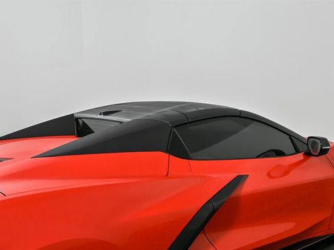 Used 2021 Chevrolet Corvette Stingray Convertible w/ 1LT image 17