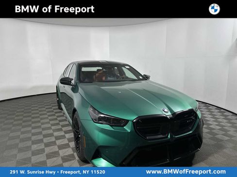 New 2026 BMW M5 w/ Carbon Package image 1