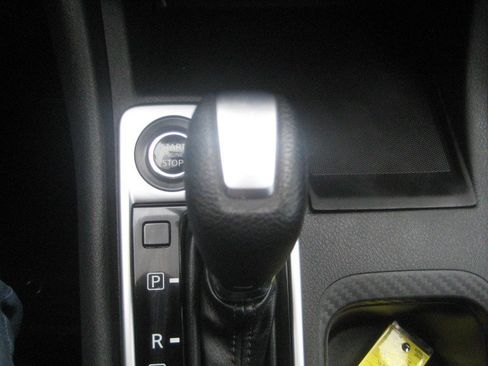 Used 2022 Nissan Sentra SV w/ Trunk Package image 18