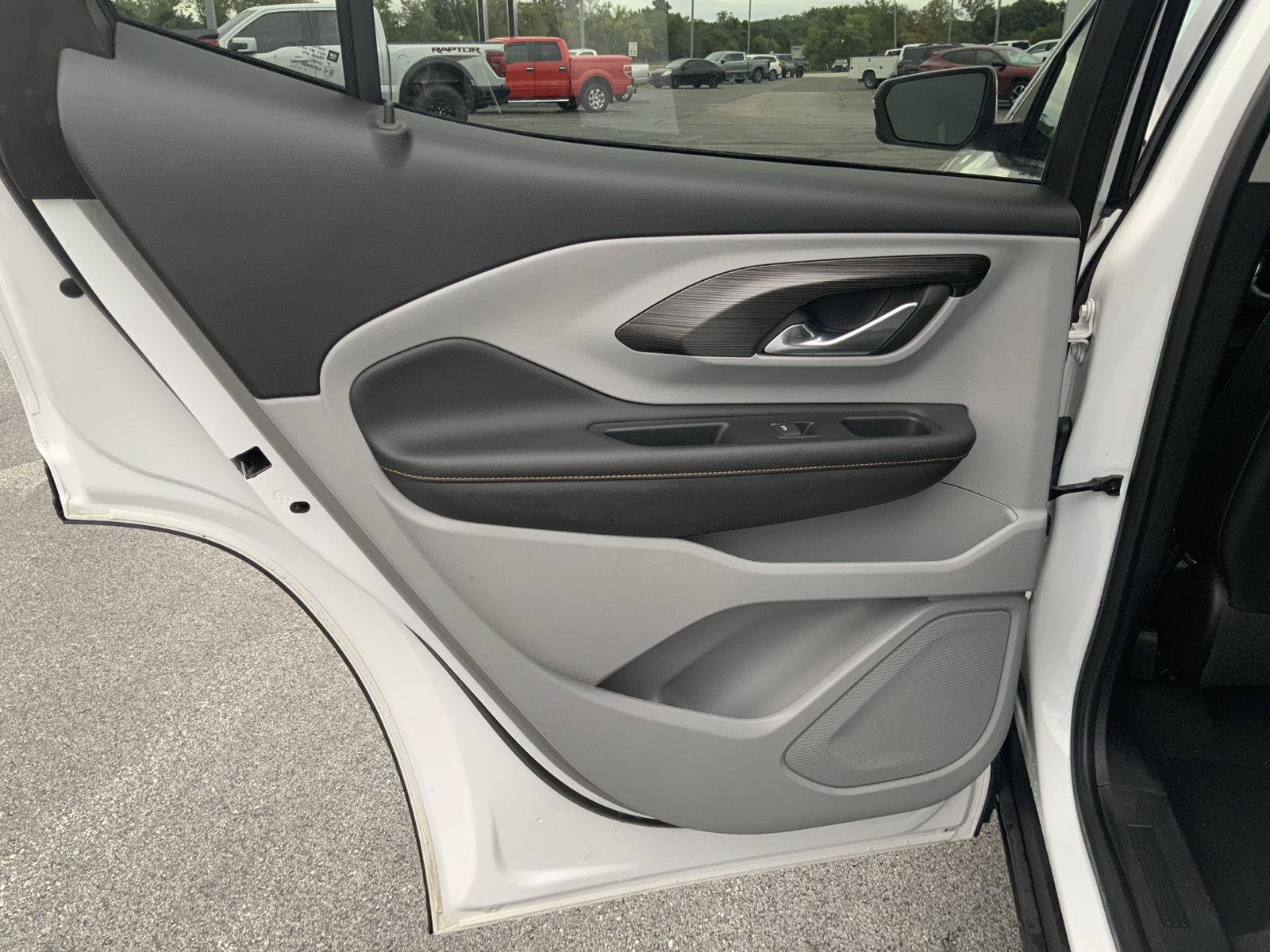 Used 2018 GMC Terrain SLT w/ Preferred Package FWD image 47