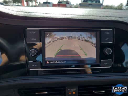 Used 2022 Volkswagen Jetta SE image 20