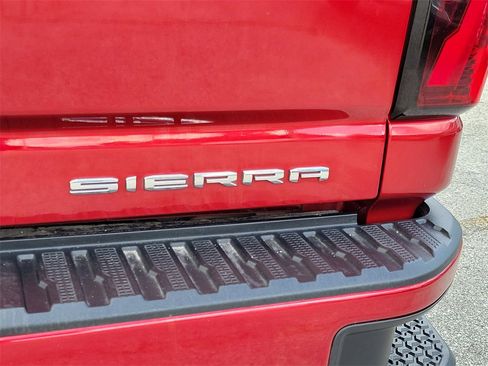 Used 2024 GMC Sierra 2500 Denali w/ Denali Reserve Package image 26