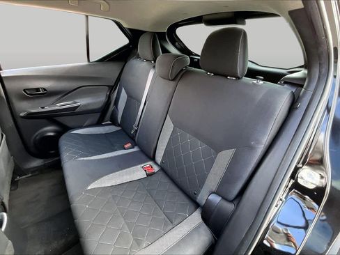 Used 2019 Nissan Kicks S FWD image 21
