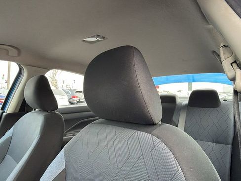 Used 2023 Nissan Versa SV image 22