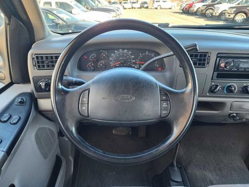 Used 2001 Ford F250 XLT image 17