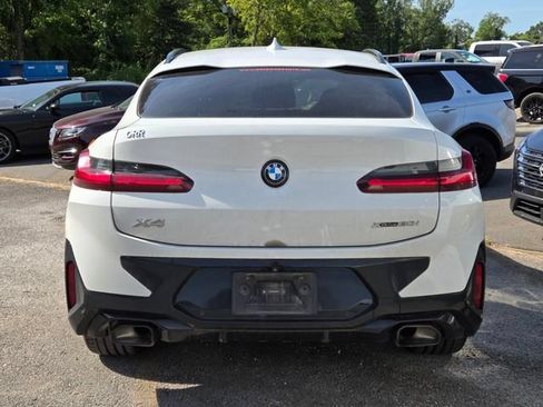 Used 2024 BMW X4 xDrive30i w/ Premium Package AWD/4WD image 3