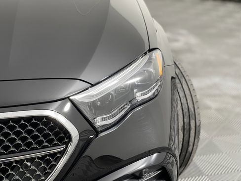 New 2026 Mercedes-Benz E 350 4MATIC Sedan image 7