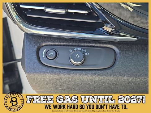 New 2026 Buick Envista Preferred FWD image 24