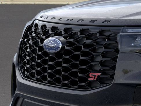 New 2026 Ford Explorer ST AWD/4WD image 17