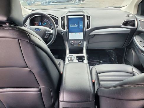 Used 2022 Ford Edge SEL w/ Convenience Package AWD/4WD image 6