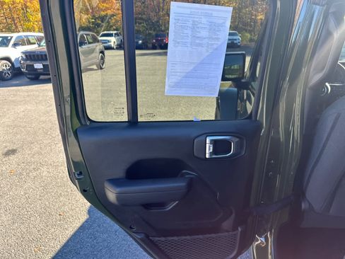 Used 2024 Jeep Wrangler Sport S w/ Convenience Group image 25