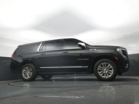 Used 2022 GMC Yukon XL SLT AWD/4WD image 28