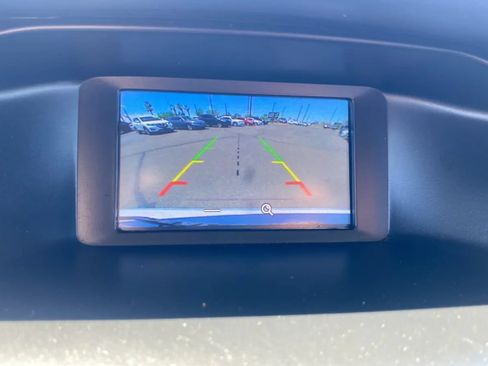 Used 2017 Ford Focus SE FWD image 17