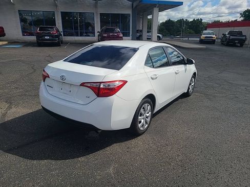 Used 2016 Toyota Corolla LE FWD image 5