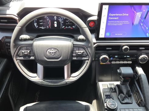 Certified 2025 Toyota 4Runner TRD Off-Road Premium AWD/4WD image 14