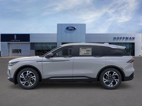 New 2026 Lincoln Nautilus Premier w/ Equipment Group 102A image 3