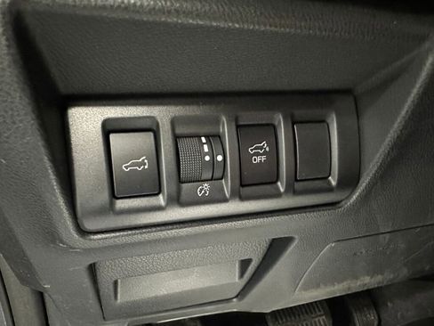 Used 2024 Subaru Outback Premium image 16