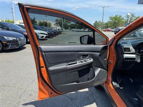 Used 2015 Subaru Crosstrek 2.0i Premium w/ Popular Package #1 AWD/4WD image 16