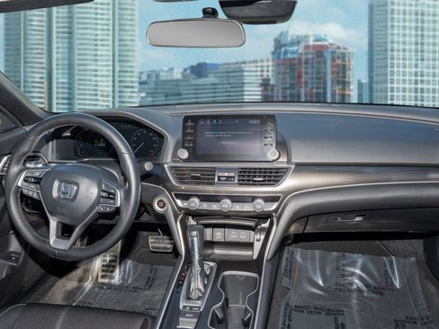 Certified 2022 Honda Accord Sport image 19