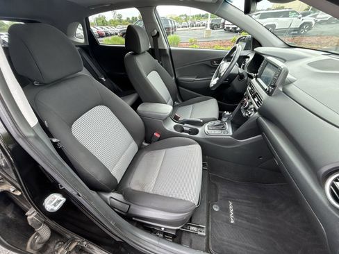 Used 2020 Hyundai Kona SEL Plus AWD/4WD image 25